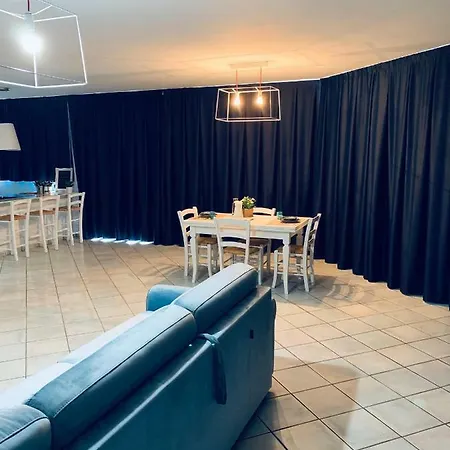 Apartment Chateau Madame Josephine